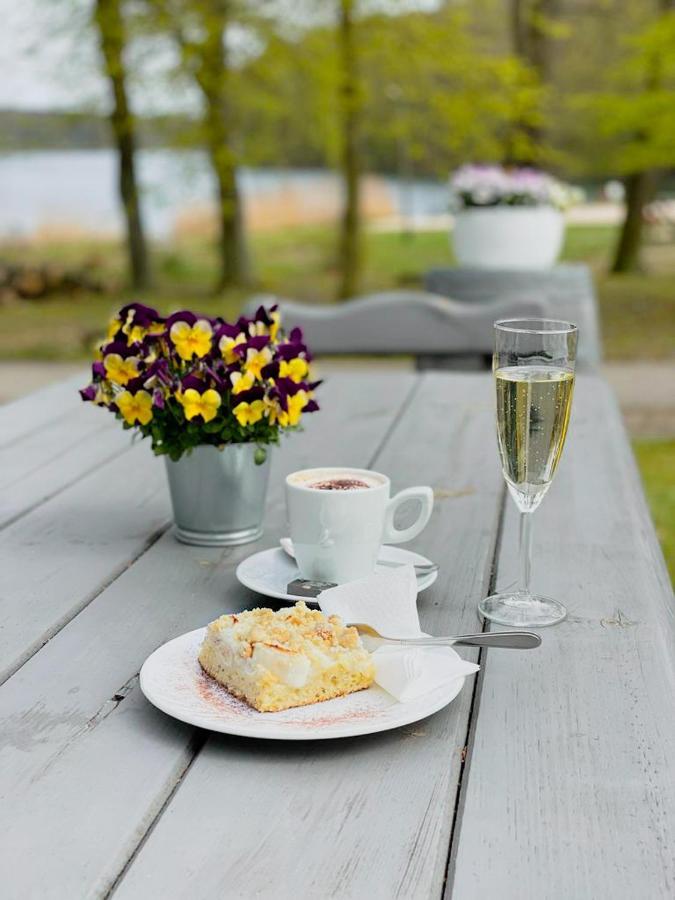 Meeressterne Hotel Idyll Am Wolgastsee Korswandt Esterno foto